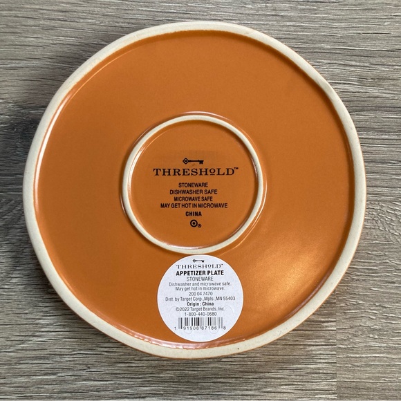 Threshold stoneware cauldron appetizer plate in orange and black - Picture 2 of 2